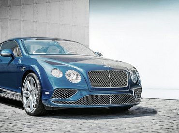 Bentley odkládá přechod na elektromobily. Plně elektrickou značkou bude až v roce 2035